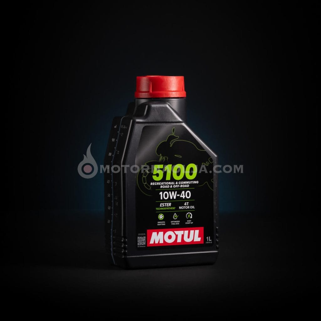 Motul 5100 Ester 4T 10W-40 polsintetično ester motorno olje za 4-taktne motocikle