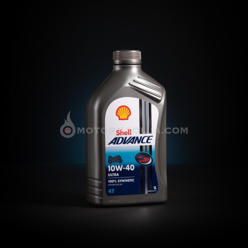 Shell Advance Ultra 4T 10W-40 sintetično motorno olje za 4-taktne motocikle